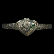 แหวนเนื้อเงินลงยา วัดเขาบางทราย จ.ชลบุรี พ.ศ. 2495