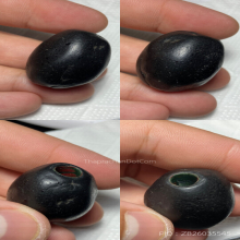 ลูกสะกดเนื้อผงคลุกรัก หลวงพ่อแก้ว วัดปากทะเล