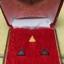 ชุดรูปหล่อจิ๋ว ทองคำ หลวงปู่หลิว สร้าง 88ชุด