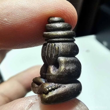 ปิดตาหมวดมวยพ่อจันทร์ วัดทุ่งเฟื้อ เนื้อนวะโลหะ พร้อมกล่อง