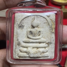 สมเด็จหลวงปู่ทิม วัดละหารไร่ ปี 2517