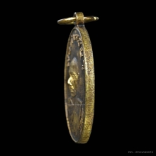 เหรียญรุ่นแรกพ่อท่านเขียว วัดหรงบน ปี 2513 บล็อก ๒ บี้ ๓ แบน