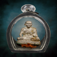 หลวงพ่อสง่า เนื้อเงิน อุดเทียนชัย เส้นเกศา มวลสารจ.ราชบุรี