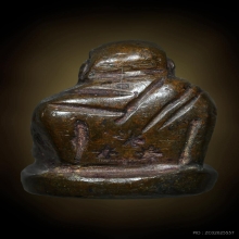 พระศรีอริยเมตไตรย หรือพระศรีอาริย์สมริด