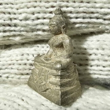 หลวงพ่อโสธร 80 ปี กรมตำรวจ เนื้อเงินพ่นทราย ผิวสวย กล่องเดิม