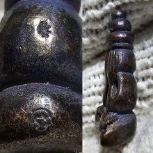 ปิดตาหมวดมวยพ่อจันทร์ วัดทุ่งเฟื้อ เนื้อนวะโลหะ พร้อมกล่อง