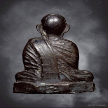 รูปเหมือนปั้ม หลวงพ่อแดง วัดแหลมสอ รุ่นแรกพิมพ์แข้งใหญ่