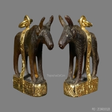 วัวธนู หลวงพ่อน้อย วัดศรีษะทอง แกะจากเขาวัวกระทิง