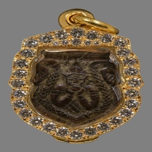 กะลาแกะ ราหูอมจันทร์ หลวงพ่อน้อย วัดศรีษะทอง ( องค์ที่ 1 )