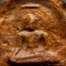 พระพิมพ์ดินดิบศรีวิชัย กรุบนควนสราญรมณ์ จ.สุราษฎร์ธานี