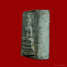 พระสมเด็จสันติสุข หลวงพ่อเอีย วัดบ้านด่าน เนื้อผงผสมว่าน