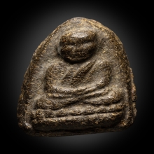 หลวงปู่ทวด วัดช้างให้ พิมพ์ต้อใหญ่บัวเฉียง