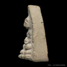 พระพุทโธน้อยพิมพ์กลาง (หม้อน้ำมนต์ล้น) เนื้อผง ปี 2494