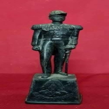 พระบูชาเสด็จเตี่ย ทรงหมวกพระมาลา ดินไทย ความสูง 10 นิ้ว