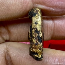 พระปิดตาเนื้อผงลงรักปิดทอง สวยเก่าสมบูรณ์หายาก