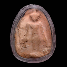 พระร่วงยืนเปิดโลก พิมพ์จิ๋ว กรุเตาทุเรียง จ.สุโขทัย