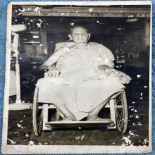 รูปถ่าย หลวงพ่อพรหม วัดช่องแค มีจาร คลาสสิคมากครับ