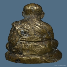 D.รูปหล่อโบราณ ลพ.มิ่ง วัดกก รุ่นแรก ปี2500