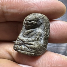 พระหลวงปู่ทวด เนื้อว่าน ปี2497 พิมพ์พระรอดใหญ่ 