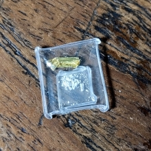 ล็อกเก็ตหลวงปู่โต๊ะ ลายเซ็นต์เล็ก บรรจุอัฐิ วัดประดู่ฉิมพลี