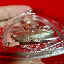 รูปหล่อรุ่นแรก เนื้อเงินพดด้วง หลวงปู่กาหลง เขี้ยวแก้ว 