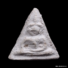 พระนางพญาหลวงปู่เผือก วัดกิ่งแก้ว จ.สมุทรปราการ