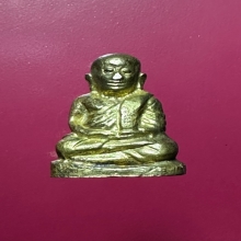 พระรูปหล่อหลวงพ่อเงิน วัดท้ายน้ำวัดท้ายน้ำ รุ่นช้างคู่ นิยม