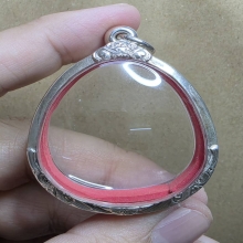 ตลับเงิน ใส่พระขุนแผนใบพุทรา งานมือ