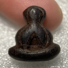 พระปิดตาไม้เสาโบสถ์เก่า หลวงปู่เหรียญ วัดหนองบัว 