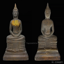 พระบูชาหลวงพ่อโสธรแผ่นปั้มครึ่งซีก ปี 2497