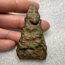 พระว่านจำปาสัก ศิลปะเชียงแสน (ลงทอง)