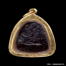 พระกลีบบัว หลวงปู่สุข วัดปากคลองสำโรง เนื้อผงคลุกรัก