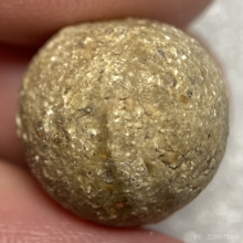 ลูกอมเนื้อผงน้ำมัน หลวงพ่อทองสุข วัดสะพานสูง