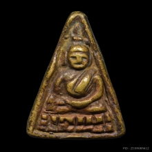 เหรียญหล่อโบราณ หลวงพ่อเพชร  วัดท่าหลวง พิมพ์นิยม(มือแป)