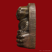 พระหลวงปู่ทวดวัดช้างให้ปี2505หลังหนังสือเล็กหน้าท.หลังว.จุด