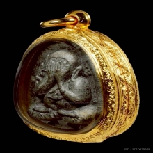 พระปิดตากนกข้าง เนื้อผงใบลานฝังตะกรุดคู่ หลวงปู่โต๊ะ