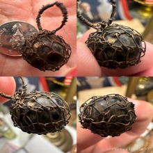  ลูกอมหลวงปู่กลิ่น วัดสะพานสูง (ลูกอมกระสุนคต)