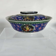 ชามฝาเบญจรงค์