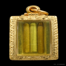 “ตะกรุดสามกษัตริย์เลี่ยมเดิม“หลวงปู่ทิม ละหารไร่