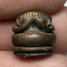 พระปิดตาล้มลุก หลวงพ่อสงฆ์ วัดเจ้าฟ้าศาลาลอย จ.ชุมพร ปี 22 