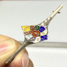 แหนบเนื้อเงินลงยา วัดราชบพิธ ครั้งที่9 ปี2499