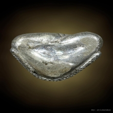 พังพระกาฬคันฉ่องสองจักรพรรดิ เนื้อเงินพิมพ์กลาง ปี 2544