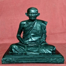 พระบูชาหลวงพ่อกวย 9 นิ้ว วัดโฆสิตาราม ฐานอุดมวลสาร