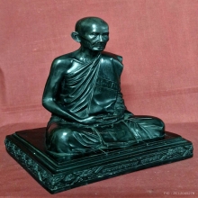 พระบูชาหลวงพ่อกวย 9 นิ้ว วัดโฆสิตาราม ฐานอุดมวลสาร