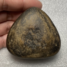 พระราหู แกะจากหินแม่น้ำล้านนา