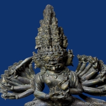 ยิดัมหรือเหวัชระ