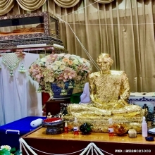 หลวงพ่อพรหม วัดช่องแค เหรียญโล่ สวยเดิมๆ