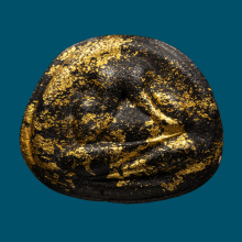 พระปิดตาผงโสฬสมหาพรหม ปี 2503 พิมพ์แข้งเฉียง