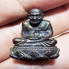 รูปหล่อเบ้าฉีด สร้างมณฑป ปี 40 เนื้อนวะโลหะ ผิวปรอททั้งองค์