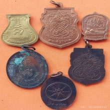 พระซุ้มทอง กรุวัดกลางทุ่ง จ.อยุธยา